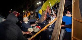 UCLA서 ‘親팔’ 시위대 공격한 10대 체포…유혈사태 후 한달만