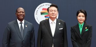 尹 “한국은 아프리카의 진실된 친구…함께 성장하겠다”