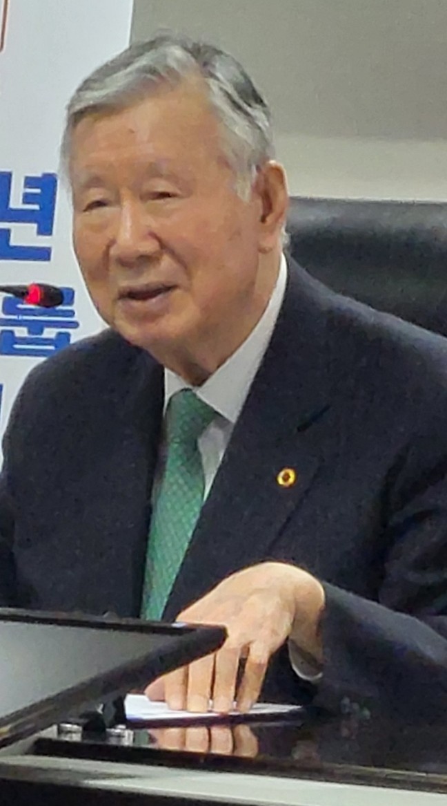 부영그룹 이중근 회장 관련 이미지